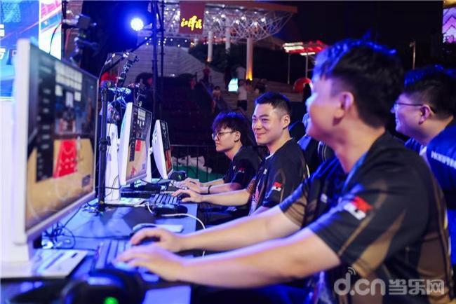 src, tenan, img src, tenan, img